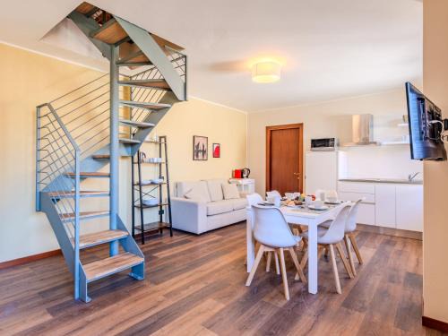 Apartment Piazza San Giuseppe-10 by Interhome