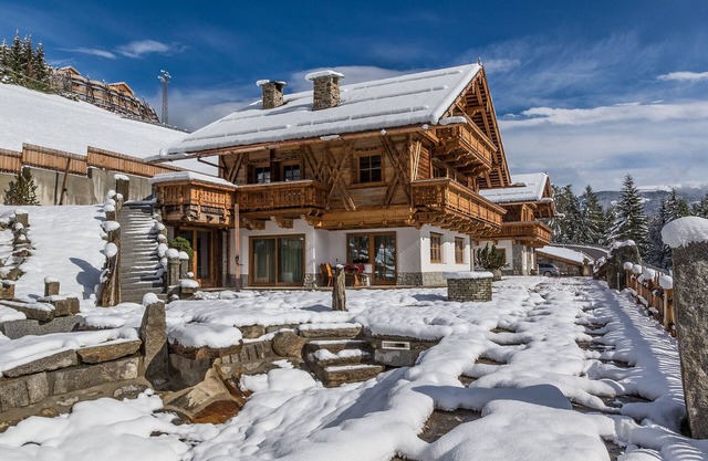 Ferienwohnung Piz da Peres - Piz da Peres mit Bergblick, Pool, Sauna, WLAN & Garten