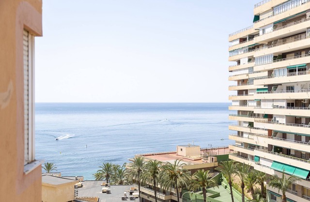 Apartment "Playa Aguadulce" with Sea View, Private Terrace & Wi-Fi