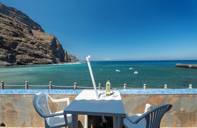 Ferienwohnung 'Playa Azul - 2' mit Meerblick, Privatterrasse und Wi-Fi