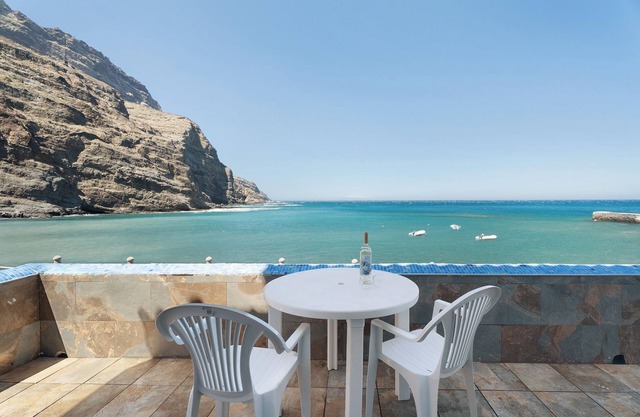 Ferienwohnung 'Playa Azul - 1' mit Meerblick, Privatterrasse und Wi-Fi