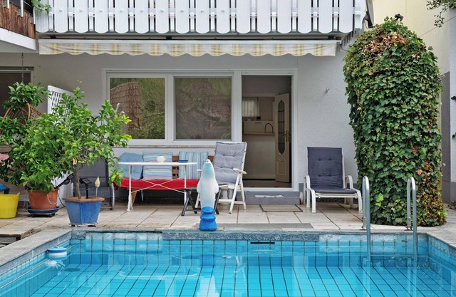Apartment 'Poolblick' mit Gemeinschaftspool, privater Terrasse und WLAN