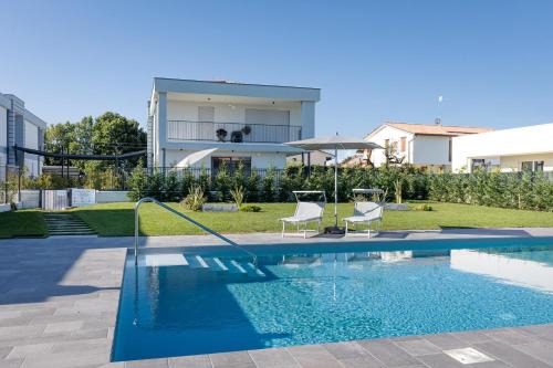 Apartment Primo Passo with Pool