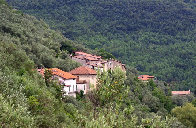 Ferienwohnung Profumo di Lavanda Lilla mit Bergblick und WLAN