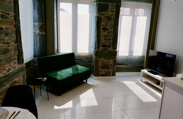 Ferienwohnung 'Valley Apartamentos T1' mit Bergblick, Wi-Fi und Klimaanlage