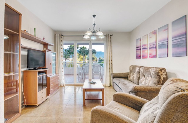 Ferienwohnung "Puerto Romano" mit Bergblick, Gemeinschaftspool und WLAN