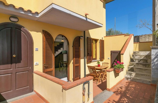 Ferienwohnung "Pugnitello" mit Terrasse, Gemeinschaftspool und WLAN