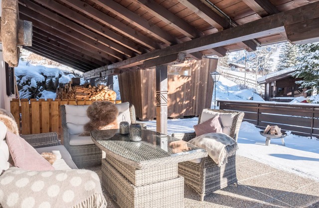 Ferienwohnung Regenbogen mit Bergblick, Balkon und WLAN