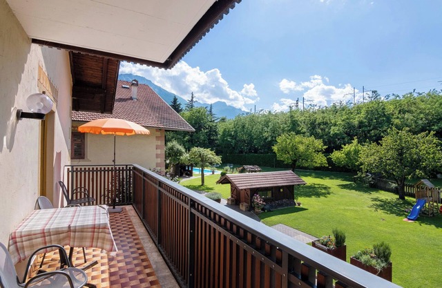 Ferienwohnung 'Residenz Schnatzhof Typ C6' mit Bergblick, Gemeinschaftspool und Wi-Fi