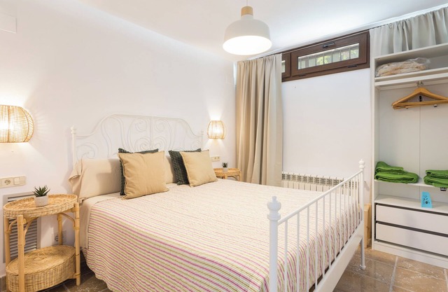 Ferienwohnung 'Resort Villa Luny Planta Inferior' mit Gemeinschaftspool, WLAN und Klimaanlage