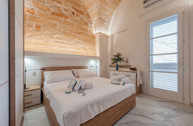 Apartment 'Rosy' mit privater Terrasse, WLAN und Klimaanlage