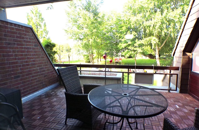 Apartment 'Rot-weiss' mit privater Terrasse und WLAN