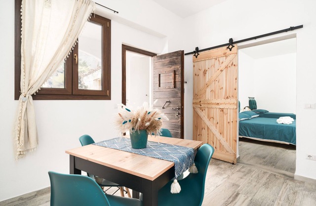 Ferienwohnung 'S' Istancu Vetzu' mit Bergblick, WLAN und Klimaanlage