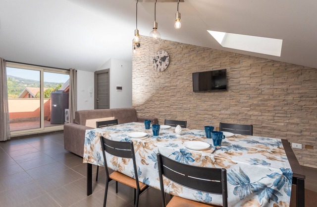 Apartment 'Sophia' with Mountain View, Shared Terrace and Air Conditioning