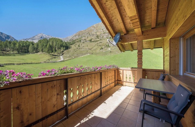 Ferienwohnung "Sonnenaufgang" mit Panoramablick auf die Berge, Balkon & Sauna