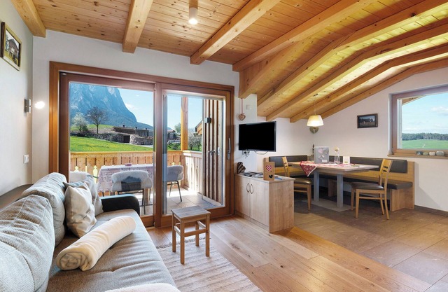 Ferienwohnung 'Schererhof Abendrot' mit Bergblick, privater Terrasse und WLAN