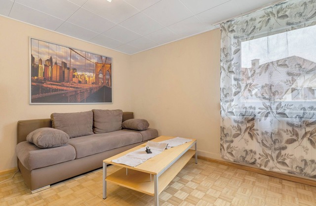 Ferienwohnung 'Schrammis Ferienwohnung Mit Balkon' mit Gemeinschaftsterrasse, Garten und Wi-Fi