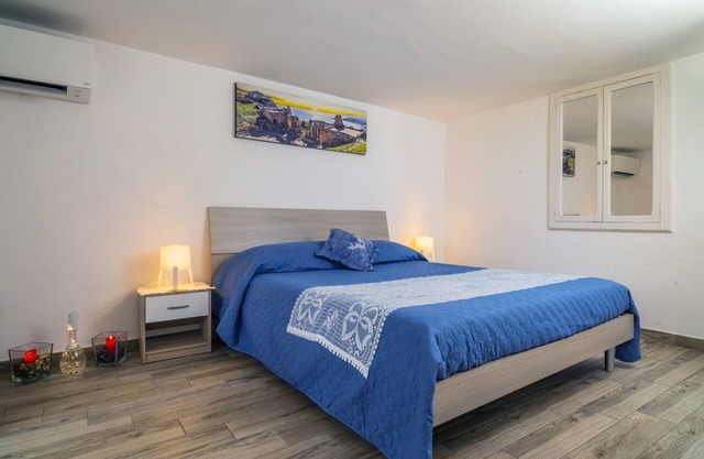 Ferienwohnung 'Serendipity' mit Bergblick, Balkon und Klimaanlage