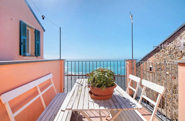 Ferienwohnung "Serra Trilocale" in Meeresnähe mit Privatterrasse
