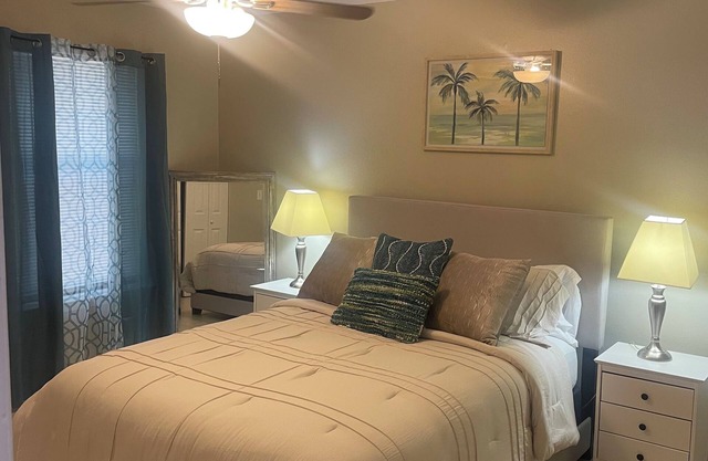 apartment~sleep6~22 min 2 Beach~Self check in~BBQ