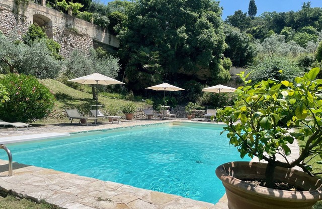 Apartment (für 2 oder 4 Personen) mit Pool und kurzer Fußweg in die Stadt