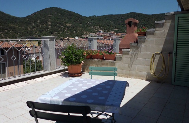 Apartment für 2 Personen mit Terrasse und Grill