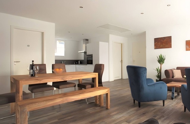 Ferienwohnung 'Sonnentau' mit Bergblick, Balkon und Wi-Fi