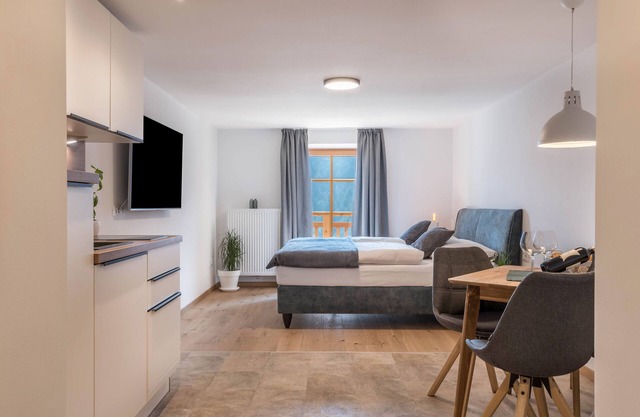 Ferienwohnung 'Sparberhof - Antonius' mit Bergblick, Balkon und WLAN