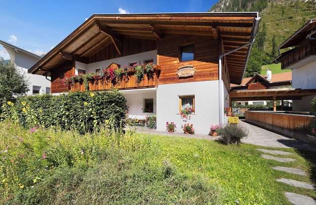 Ferienwohnung 'Speckign 1' mit Bergblick, Balkon und WLAN