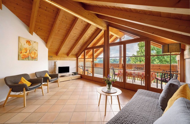 Ferienwohnung 'Stettnerhof Penegal' mit Bergblick, Terrasse, Gemeinschaftsgarten und WLAN