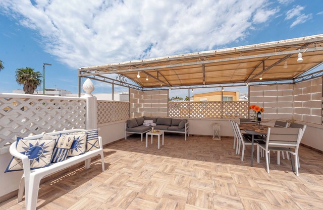 Ferienwohnung 'Stonehouse Oasis' mit privater Terrasse, Wi-Fi und Klimaanlage