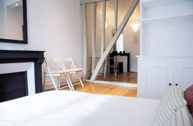 Ferienwohnung 'Studio Calme Jardin Luxembourg' mit WLAN