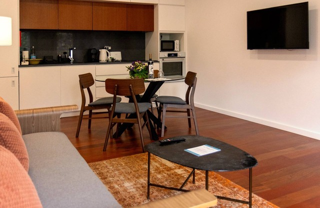 Apartment Suite embraced by a farm with exotic vegetation.