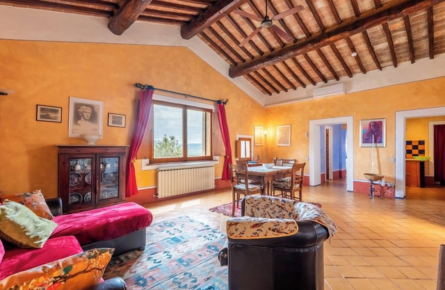 Ferienwohnung 'Sulle Colline Di Siena' mit Gemeinschaftspool, Wi-Fi und Klimaanlage