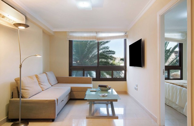 Stufenfreie Ferienwohnung "Sommertraum und Strand" mit Meerblick & Wi-Fi