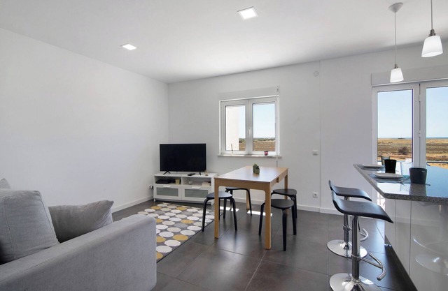 Ferienwohnung Sunshine mit Meerblick, Balkonen und WLAN