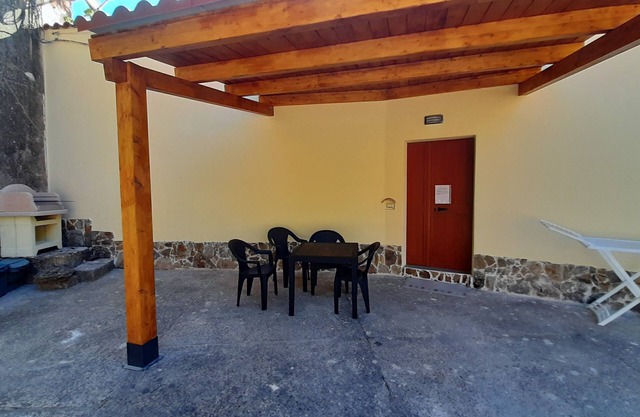 Apartment surrounded by greenery between Iglesias and Fluminimaggiore.