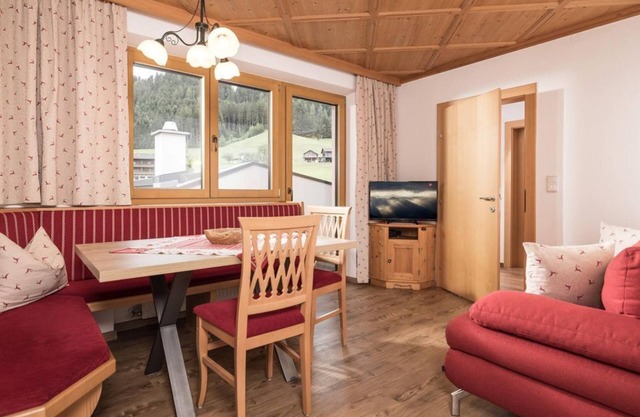 Ferienwohnung Tirol 2-5 Pers. - Pension Alpina
