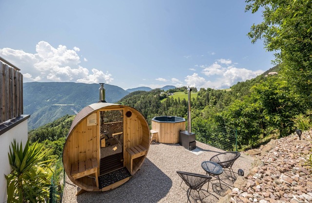 Ferienwohnung "Thalerhof Naturae Oasis Ritten" mit privater Terrasse und WLAN