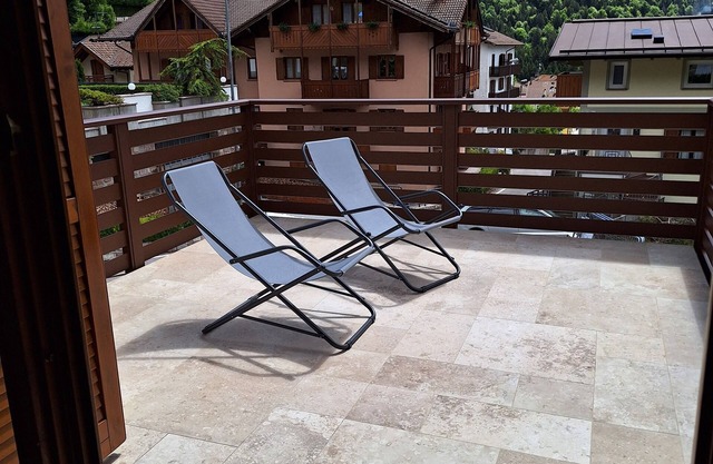 Wohnung mit Balkon und herrlichem Blick auf den Garten und die 2 Schlafzimmer 4 \ 6 Personen