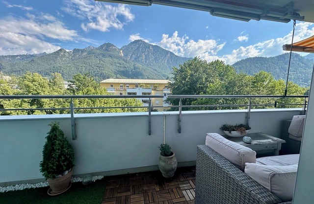 Ferienwohnung 'The View 2' mit Bergblick, Balkon und Wi-Fi