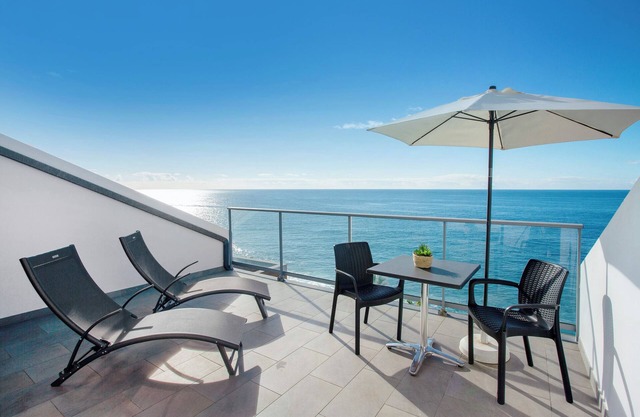 Ferienwohnung 'The Wave House - Oceanfront' mit Meerblick, Wi-Fi und Klimaanlage