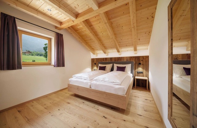 Ferienwohnung 'Thymian' mit Bergblick, privater Terrasse und Wi-Fi
