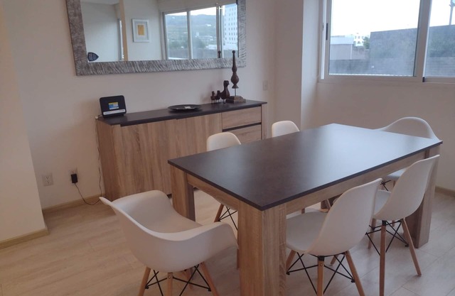 Apartment to rest and enjoy. Swimming pool, gym and paddle tennis in Juriquilla