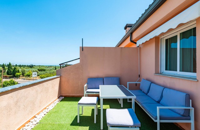 Ferienwohnung 'Torre La Sal Magic World' mit Meerblick, Wi-Fi und Klimaanlage