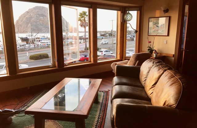 Traveller View Apartment