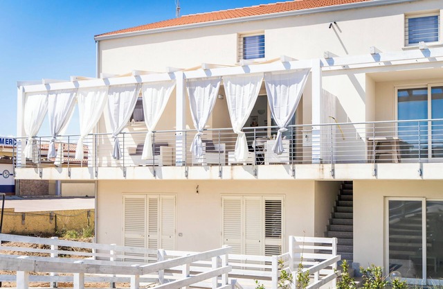 Ferienwohnung "Ulivi 17" mit Meerblick, Klimaanlage, Terrasse, reserviertem Parkplatz und WLAN