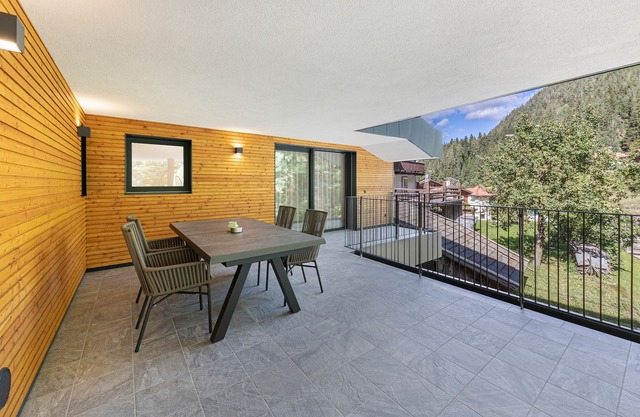Ferienwohnung UB31 Two mit Bergblick, Sauna und WLAN