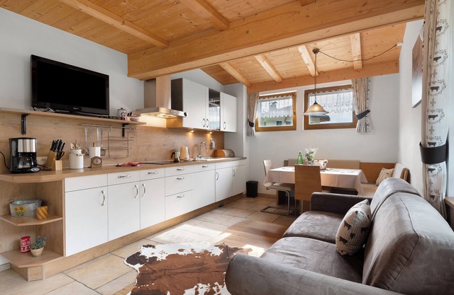 Ferienwohnung 'Untertalhof Fewo Berganemone' mit Bergblick, Gemeinschaftsgarten und Wi-Fi