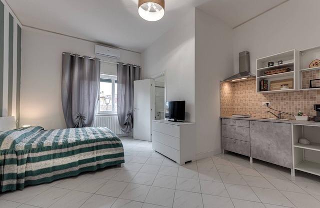 Ferienwohnung 'Ursa' mit Gemeinschaftsgarten, WLAN und Klimaanlage